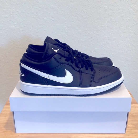 Nike Other - NIKE AIR JORDAN 1 LOW SNEAKERS